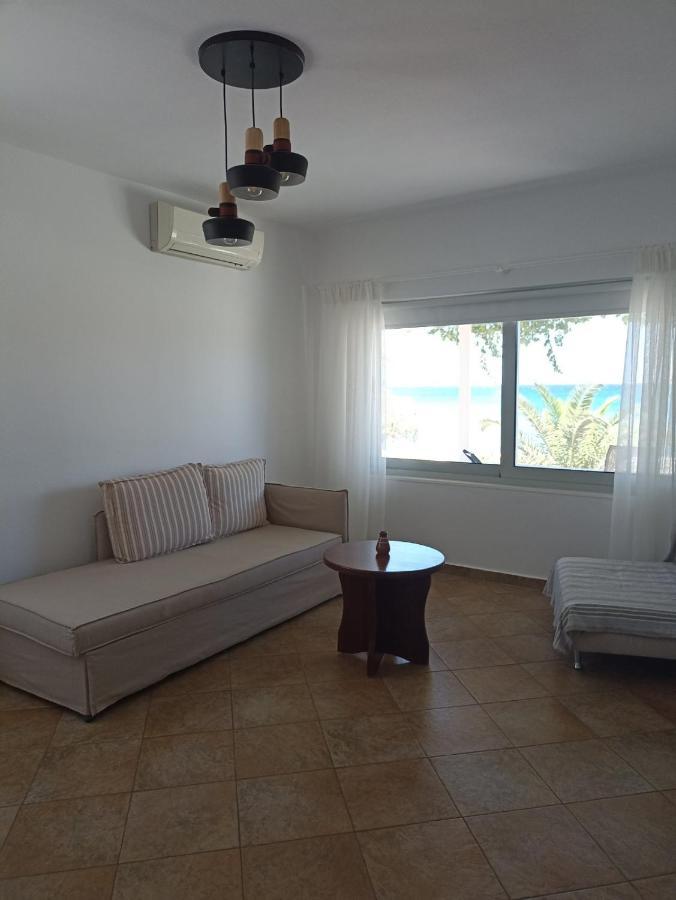 Grandes Apartments Sea Front Palekastro Exterior photo
